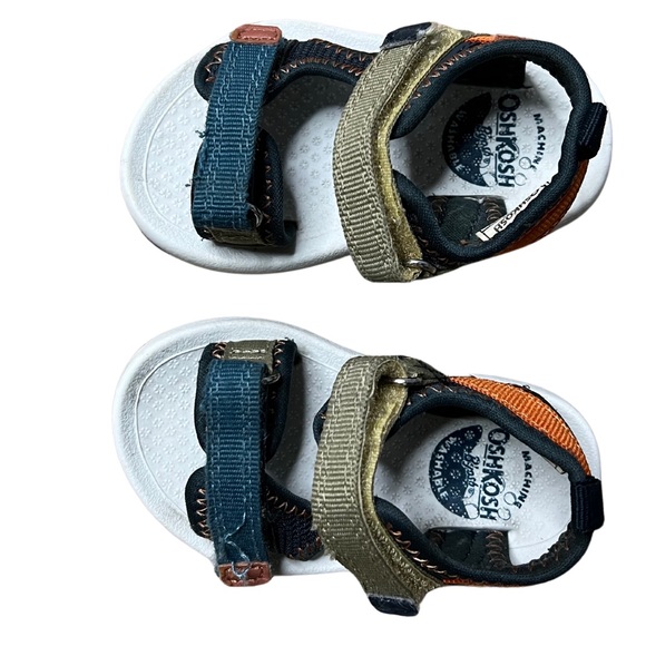 Oshkosh toddler sandals -Size 4m - Picture 2 of 5